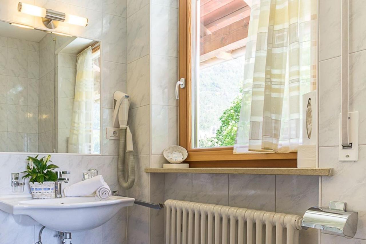 Hotel Montani Morter Ngoại thất bức ảnh