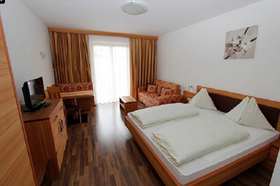 Hotel Montani Morter Ngoại thất bức ảnh